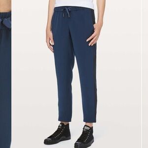 Lululemon On The Fly Pant Woven *Track Stripe